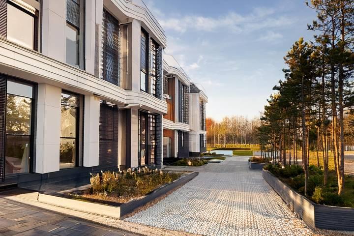 الابتكار في القطاع البلدي والإسكاني في العالم العربي